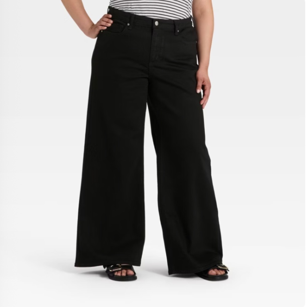 Universal Thread Super Wide Leg Jeans NEVER WORN